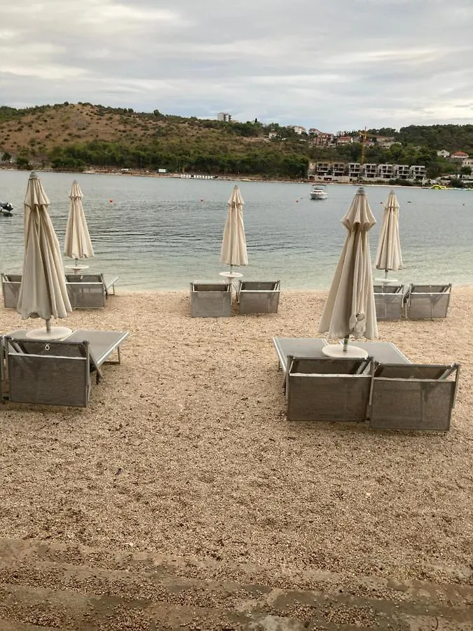 Dragazzo Apartment Trogir 0*,